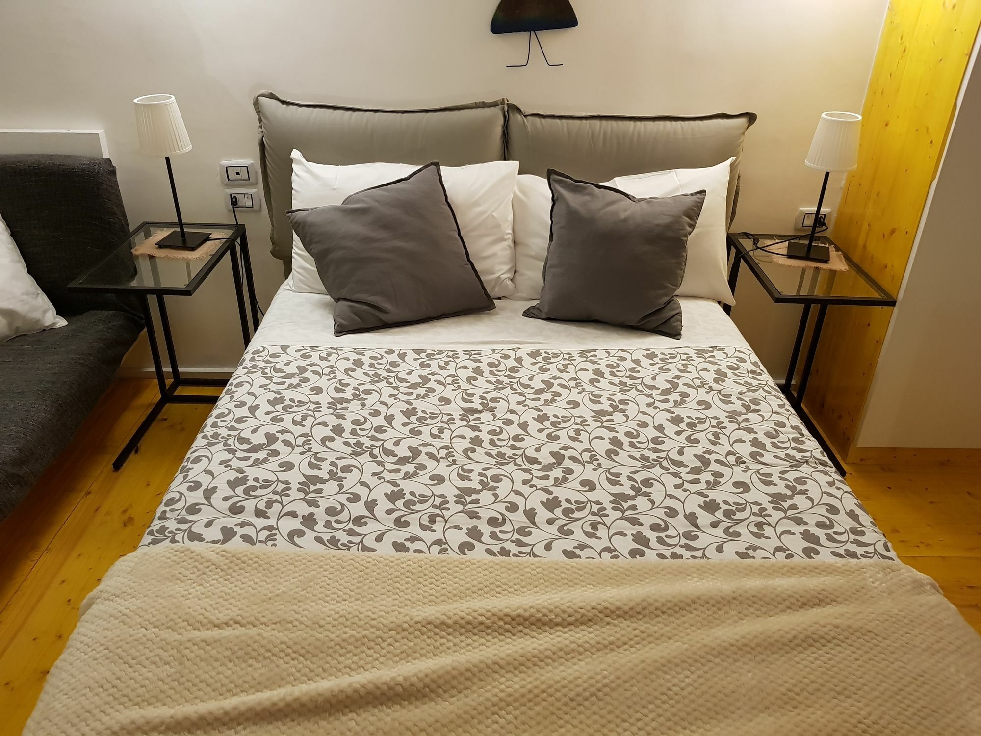 Graziella 27 Apartment Napoli Bagian luar foto