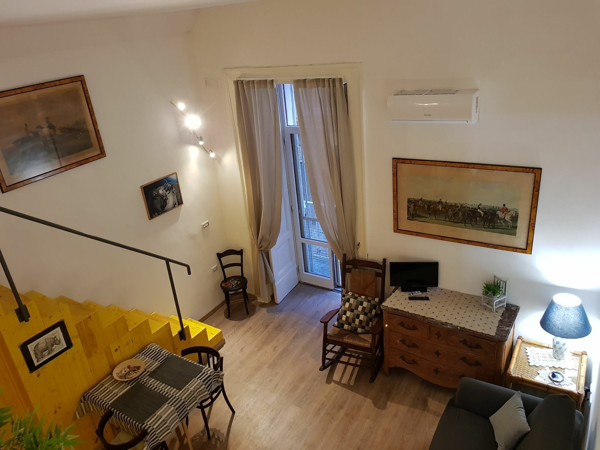 Graziella 27 Apartment Napoli Bagian luar foto