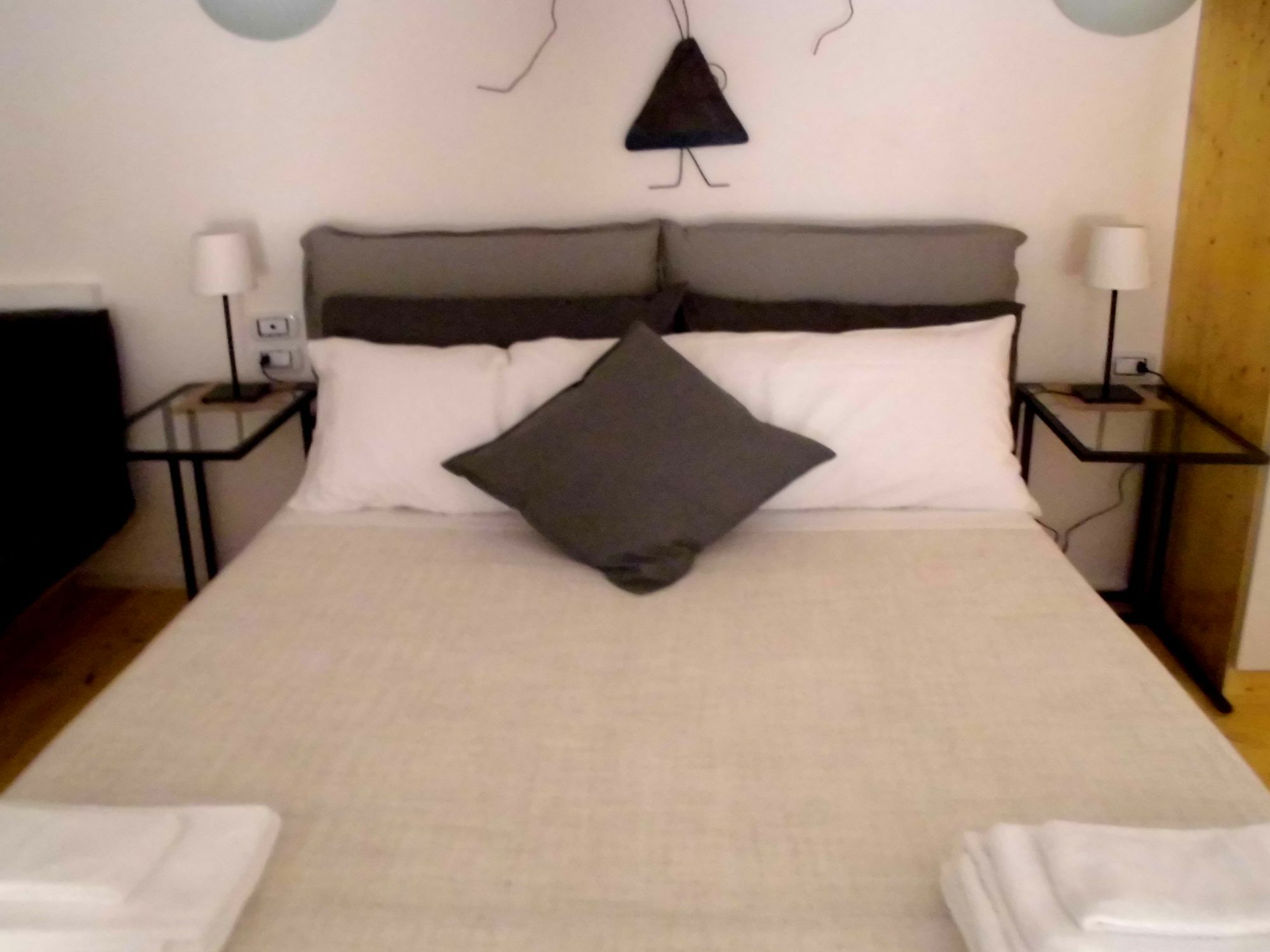 Graziella 27 Apartment Napoli Bagian luar foto