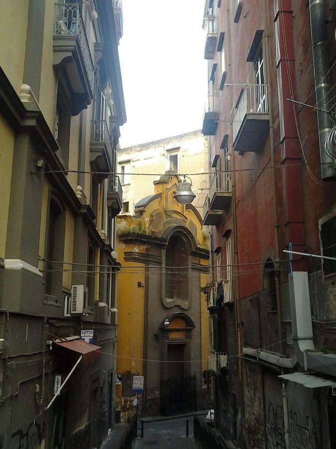 Graziella 27 Apartment Napoli Bagian luar foto